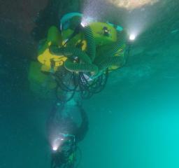 cleanSubSea_technology_ships_ship_hull_ports_maritime_vessels_iinspection_cleaning_maintenance_subsea_underwater_thumbnail